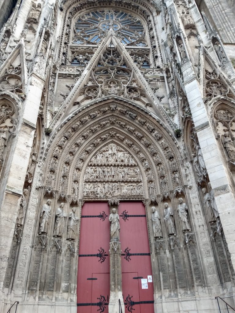 Acesso principal da Catedral