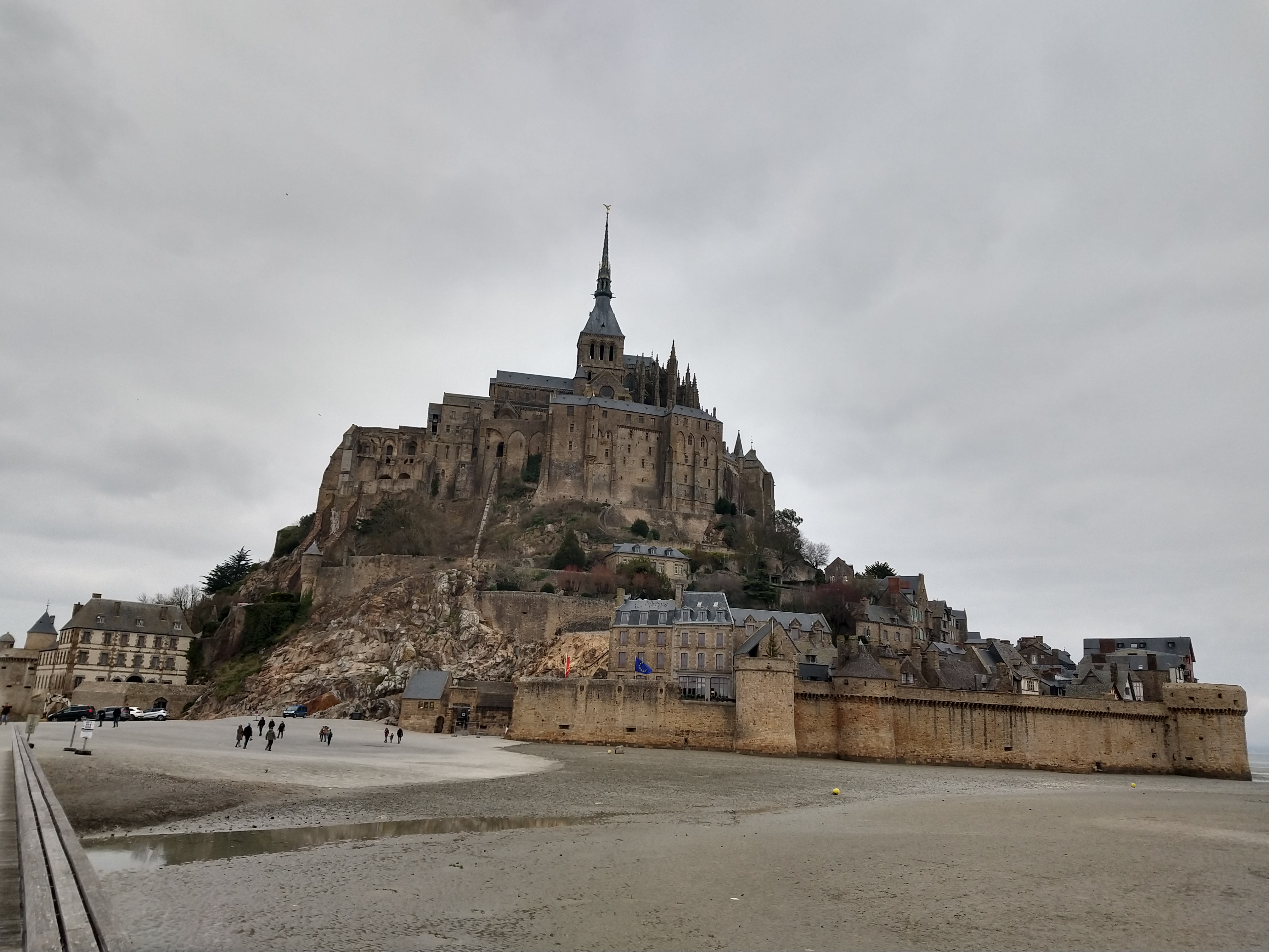Mont Saint Michel: Mais de Mil anos de História