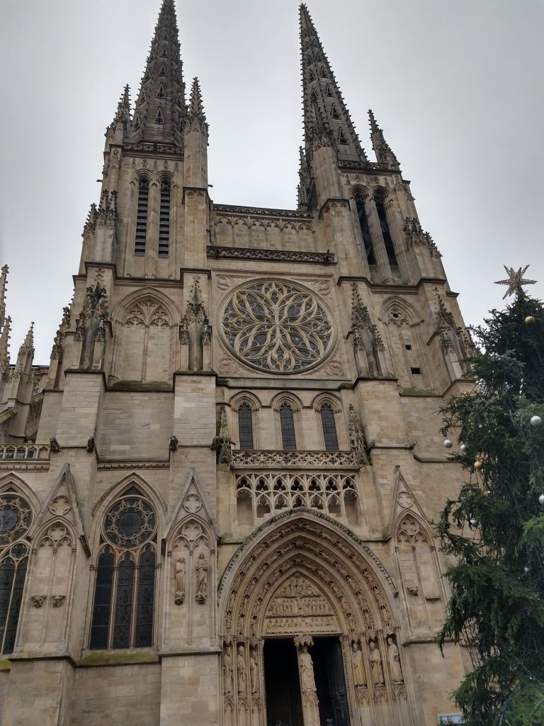 Fachada da Catedral de Saint-André, em Bordeaux